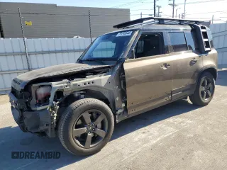 2020 Land Rover Defender SE with VIN SALEP7EU6L2002486, listed as a Copart auction lot 79749544 with 74,968 mi miles and Salvage title. Bid and sale history available at DreamBid. Image 1.