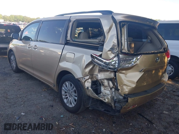 2011 Toyota Sienna XLE AAS с VIN 5TDYK3DCXBS126384, выставлен на аукционе IAAI как лот 42309297 с пробегом 229 242 миль миль и . История ставок и продаж доступна на DreamBid. Изображение 3.