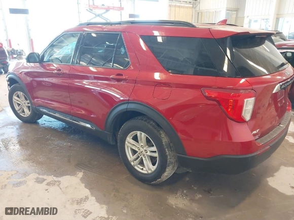 2020 Ford Explorer XLT with VIN 1FMSK8DH0LGC59080, listed as a IAAI auction lot 41631370 with NaN miles. Bid and sale history available at carsss.com. Image 3.