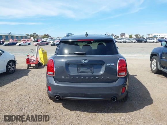 2019 MINI Countryman Cooper S с VIN WMZYT3C54K3E97707, выставлен на аукционе IAAI как лот 41882818 с пробегом 51 567 миль миль и . История ставок и продаж доступна на DreamBid. Изображение 16.