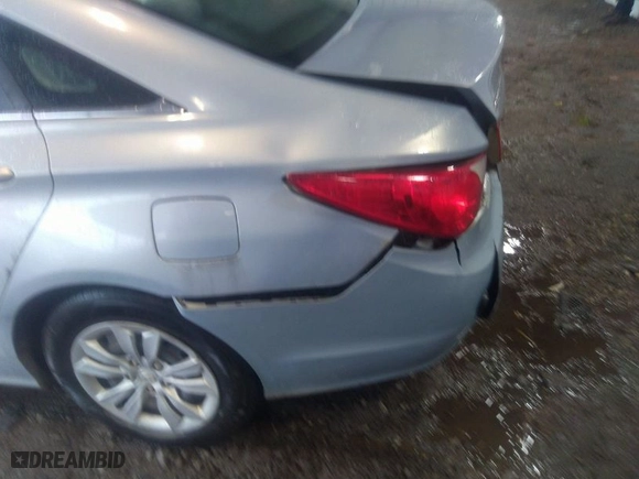 2012 Hyundai Sonata GLS PZEV with VIN 5NPEB4AC4CH471740, listed as a IAAI auction lot 41762707 with NaN miles. Bid and sale history available at carsss.com. Image 6.