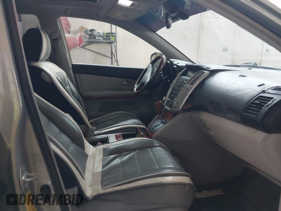2004 Lexus RX 330 z VIN JTJGA31UX40018944, wystawiony jako IAAI lot #42219158 z przebiegiem 266 762 mil mil oraz . Historia ofert i sprzedaży dostępna na DreamBid. Obrazek 5.