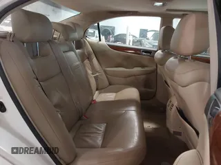 2005 Lexus ES 330 with VIN JTHBA30G955076779, listed as a IAAI auction lot 41622673 with 209,363 mi miles. Bid and sale history available at carsss.com. Image 8.
