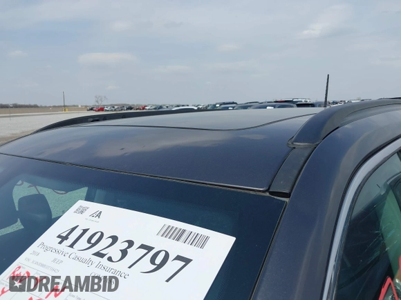 2018 Jeep Compass Altitude with VIN 3C4NJDBB3JT316425, listed as a IAAI auction lot 41923797 with 96,969 mi miles and . Bid and sale history available at carsss.com. Image 20.