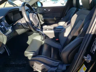 2019 Volvo S60 R-Design with VIN 7JRA22TM9KG013415, listed as a Copart auction lot 38141104 with 59,318 mi miles. Bid and sale history available at carsss.com. Image 7.