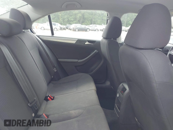 2015 Volkswagen Jetta SE z VIN 3VWD17AJ3FM343189, wystawiony jako IAAI lot #42637957 z przebiegiem 167 747 mil mil oraz . Historia ofert i sprzedaży dostępna na DreamBid. Obrazek 8.