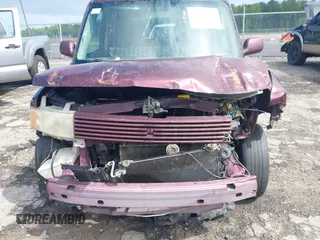 2005 Scion xB z VIN JTLKT324350199137, wystawiony jako IAAI lot #42156892 z przebiegiem 178 592 mil mil oraz . Historia ofert i sprzedaży dostępna na DreamBid. Obrazek 13.