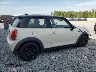 2016 MINI Hardtop with VIN WMWXP5C50GT740166, listed as a Copart auction lot 53832025 with 40,720 mi miles and Salvage Title. Bid and sale history available at DreamBid. Image 3.