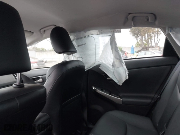 2015 Toyota Prius Four with VIN JTDKN3DU9F0399119, listed as a IAAI auction lot 42068084 with 1 mi miles. Bid and sale history available at carsss.com. Image 18.