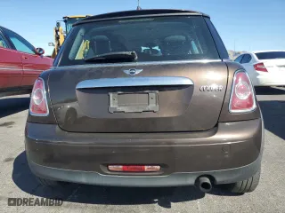 2011 MINI Cooper Hardtop with VIN WMWSU3C55BT094204, listed as a Copart auction lot 53994195 with 132,938 mi miles and Clean Title. Bid and sale history available at carsss.com. Image 6.