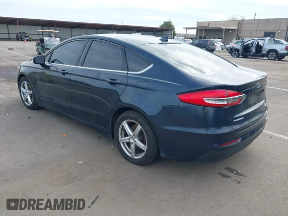 2020 Ford Fusion SE with VIN 3FA6P0HD3LR221714, listed as a IAAI auction lot 41654905 with 95,733 mi miles. Bid and sale history available at carsss.com. Image 3.