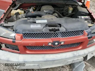 2002 Chevrolet Avalanche z VIN 3GNEK13T12G297684, wystawiony jako Copart lot #54044065 z przebiegiem 246 763 mil mil oraz Szkoda całkowita • Salvage title. Historia ofert i sprzedaży dostępna na DreamBid. Obrazek 11.