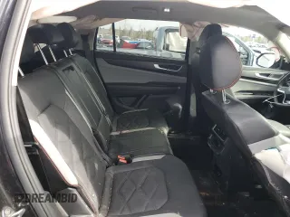 2024 Volkswagen Atlas Peak Edition SE z VIN 1V2CR2CA5RC599779, wystawiony jako Copart lot #49791115 z przebiegiem 25 580 mil mil oraz Szkoda całkowita • Salvage title. Historia ofert i sprzedaży dostępna na DreamBid. Obrazek 11.