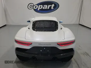 2022 Maserati MC20 z VIN ZAM24BXA9N0379820, wystawiony jako Copart lot #60504114 z przebiegiem 1962 mil mil oraz Szkoda całkowita • Salvage title. Historia ofert i sprzedaży dostępna na DreamBid. Obrazek 6.