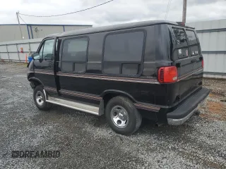 1997 Dodge Cargo z VIN 2B6HB21X7VK588851, wystawiony jako Copart lot #58542645 z przebiegiem 101 922 mil mil oraz Szkody całkowita. Historia ofert i sprzedaży dostępna na DreamBid. Obrazek 2.