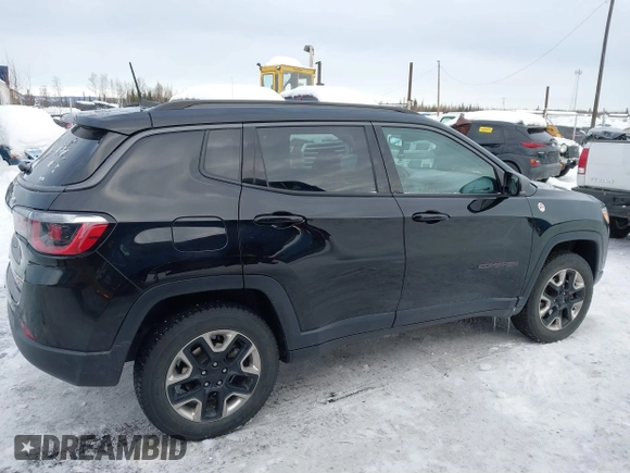 2018 Jeep Compass Trailhawk with VIN 3C4NJDDB3JT450932, listed as a IAAI auction lot 41616316 with 107,198 mi miles and . Bid and sale history available at DreamBid. Image 13.