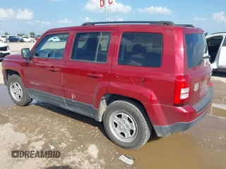 2014 Jeep Patriot Sport with VIN 1C4NJPBB5ED905733, listed as a IAAI auction lot 42757102 with 196,245 mi miles and . Bid and sale history available at DreamBid. Image 3.
