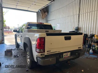 2008 GMC Sierra 1500 SLE1 с VIN 3GTEK13338G295727, выставлен на аукционе IAAI как лот 42586483 с пробегом 153 006 миль миль и . История ставок и продаж доступна на DreamBid. Изображение 1.
