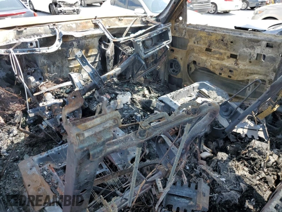2007 GMC Sierra 3500 SRW Work Trk z VIN 1GTHK33D57F124981, wystawiony jako Copart lot #55975605 z przebiegiem Nie podano mil oraz Nie do naprawy • Non repairable. Historia ofert i sprzedaży dostępna na DreamBid. Obrazek 8.