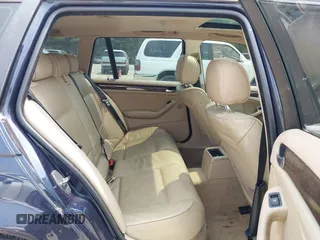 2003 BMW 3 Series 325xi with VIN WBAEP33463PF01746, listed as a IAAI auction lot 42435729 with 239,431 mi miles and . Bid and sale history available at DreamBid. Image 8.