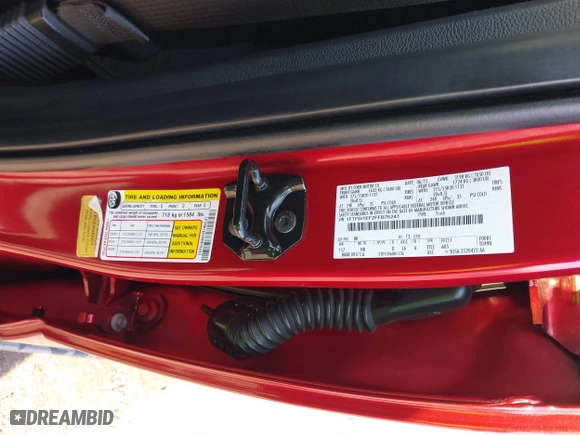 2015 Ford F-150 XLT w/HD Payload Pkg with VIN 1FTFW1EF2FFB76243, listed as a IAAI auction lot 41150866 with 124,478 mi miles. Bid and sale history available at carsss.com. Image 9.