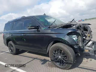 2019 Ford Expedition Limited z VIN 1FMJU2AT6KEA18257, wystawiony jako IAAI lot #42367104 z przebiegiem Nie podano mil oraz . Historia ofert i sprzedaży dostępna na DreamBid. Obrazek 13.