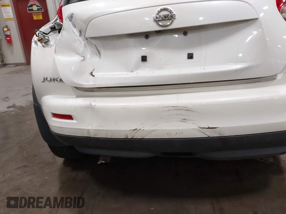 2014 Nissan Juke S with VIN JN8AF5MV3ET363747, listed as a IAAI auction lot 42056301 with Not Provided miles. Bid and sale history available at carsss.com. Image 17.