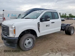 2025 Ford F-350 с VIN 1FD8X3HN8SEC33741, выставлен на аукционе Copart как лот 59874165 с пробегом Не указан миль и Списание • Salvage title. История ставок и продаж доступна на DreamBid. Изображение 1.