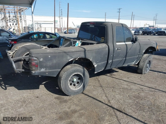 2004 Ford Ranger XL with VIN 1FTYR10D94PB31121, listed as a IAAI auction lot 41049276 with 178,294 mi miles. Bid and sale history available at carsss.com. Image 4.