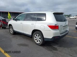 2013 Toyota Highlander with VIN 5TDZA3EH8DS040365, listed as a IAAI auction lot 41939503 with 123,581 mi miles and . Bid and sale history available at DreamBid. Image 3.
