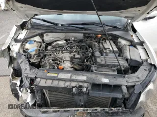 2013 Volkswagen Passat SE with VIN 1VWBN7A39DC029977, listed as a Copart auction lot 46787035 with 106,801 mi miles and Salvage title. Bid and sale history available at DreamBid. Image 12.