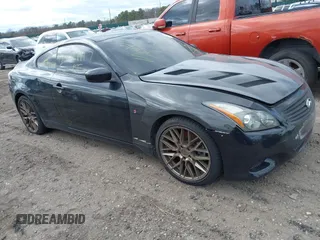 2008 Infiniti G37 Coupe Journey with VIN JNKCV64E18M115877, listed as a IAAI auction lot 42061194 with 999,999 mi miles. Bid and sale history available at carsss.com. Image 1.