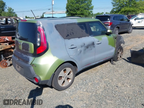 2015 Kia Soul z VIN KNDJN2A25F7776125, wystawiony jako IAAI lot #42182438 z przebiegiem Nie podano mil oraz . Historia ofert i sprzedaży dostępna na DreamBid. Obrazek 4.