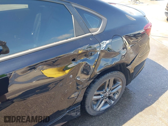 2021 Kia Forte GT-Line with VIN 3KPF34AD7ME281768, listed as a IAAI auction lot 42227522 with 50,645 mi miles and . Bid and sale history available at DreamBid. Image 6.