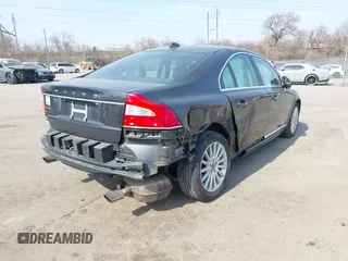 2012 Volvo S80 3.2L with VIN YV1940AS5C1151856, listed as a IAAI auction lot 41810344 with 138,479 mi miles. Bid and sale history available at carsss.com. Image 6.