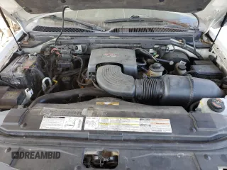 1998 Lincoln Navigator with VIN 5LMEU27L4WLJ06814, listed as a Copart auction lot 87290504 with 204,185 mi miles and Salvage title. Bid and sale history available at DreamBid. Image 11.