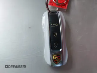 2019 Porsche Cayenne z VIN WP1AA2AY3KDA14678, wystawiony jako IAAI lot #42289286 z przebiegiem 46 015 mil mil oraz . Historia ofert i sprzedaży dostępna na DreamBid. Obrazek 11.