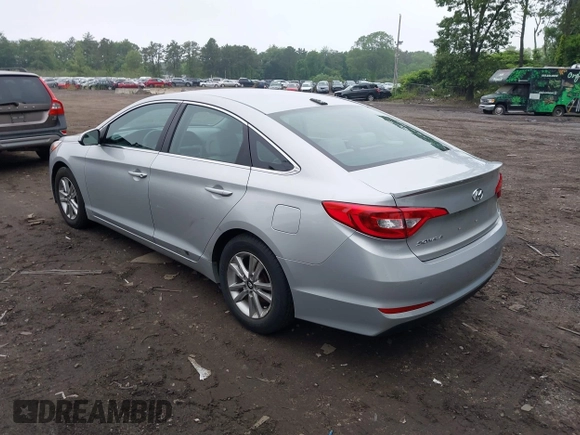 2016 Hyundai Sonata SE с VIN 5NPE24AF7GH377089, выставлен на аукционе IAAI как лот 42467798 с пробегом 149 652 миль миль и . История ставок и продаж доступна на DreamBid. Изображение 3.