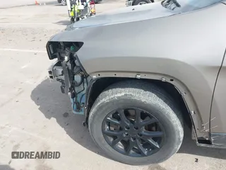 2018 Jeep Cherokee Latitude Plus with VIN 1C4PJMLXXJD571713, listed as a IAAI auction lot 41771661 with 87,580 mi miles and . Bid and sale history available at DreamBid. Image 20.