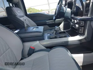 2021 Ford F-150 XL с VIN 1FTFW1ED5MFA85060, выставлен на аукционе IAAI как лот 42240727 с пробегом 150 378 миль миль и . История ставок и продаж доступна на DreamBid. Изображение 5.