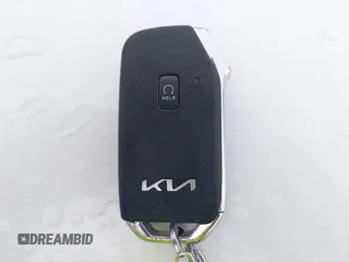 2022 Kia Niro LXS with VIN KNDCB3LC2N5542807, listed as a IAAI auction lot 40733090 with 28,791 mi miles. Bid and sale history available at carsss.com. Image 11.