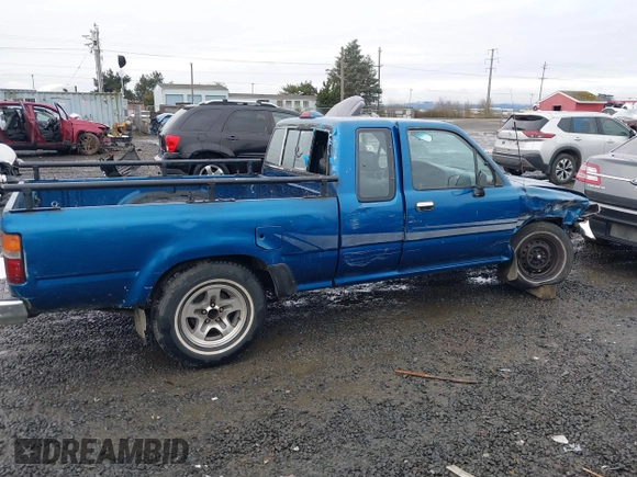1994 Toyota Pickup z VIN 4TARN93P7RZ250278, wystawiony jako IAAI lot #41487303 z przebiegiem 119 875 mil mil oraz . Historia ofert i sprzedaży dostępna na DreamBid. Obrazek 6.
