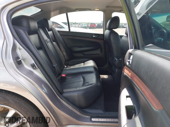 2008 Infiniti G35 Journey with VIN JNKBV61E78M226577, listed as a IAAI auction lot 42105267 with 166,572 mi miles. Bid and sale history available at carsss.com. Image 8.