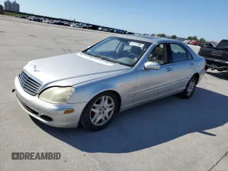 2003 Mercedes-Benz S-Class 4.3L with VIN WDBNG70J03A339034, listed as a Copart auction lot 70583504 with 104,849 mi miles and Salvage Title. Bid and sale history available at carsss.com. Image 1.