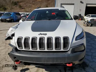 2016 Jeep Cherokee Trailhawk с VIN 1C4PJMBB2GW176413, выставлен на аукционе Copart как лот 48121595 с пробегом 120 715 миль миль и Списание • Salvage title. История ставок и продаж доступна на DreamBid. Изображение 5.