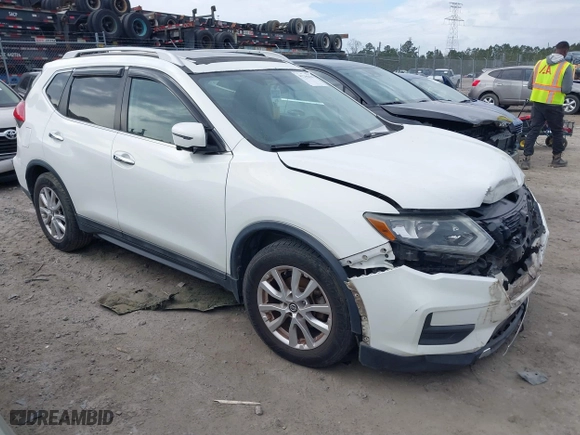 2017 Nissan Rogue SL with VIN 5N1AT2MT1HC752985, listed as a IAAI auction lot 41246428 with 140,101 mi miles. Bid and sale history available at carsss.com. Image 1.