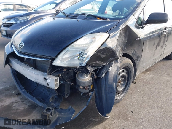 2009 Toyota Prius with VIN JTDKB20UX97827932, listed as a IAAI auction lot 41684730 with 272,306 mi miles and . Bid and sale history available at DreamBid. Image 6.