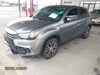 2018 Mitsubishi Outlander ES z VIN JA4AP3AU9JZ025019, wystawiony jako IAAI lot #42235095 z przebiegiem 71 671 mil mil oraz . Historia ofert i sprzedaży dostępna na DreamBid. Obrazek 16.