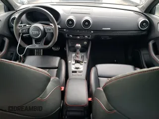2019 Audi RS 3 z VIN WUABWGFFXKA903963, wystawiony jako Copart lot #59592684 z przebiegiem Nie podano mil oraz Czysty tytuł • Clean title. Historia ofert i sprzedaży dostępna na DreamBid. Obrazek 8.