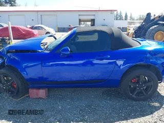 2006 Mazda MX-5 Miata Touring z VIN JM1NC25F560104482, wystawiony jako IAAI lot #42045035 z przebiegiem 131 892 mil mil oraz . Historia ofert i sprzedaży dostępna na DreamBid. Obrazek 15.